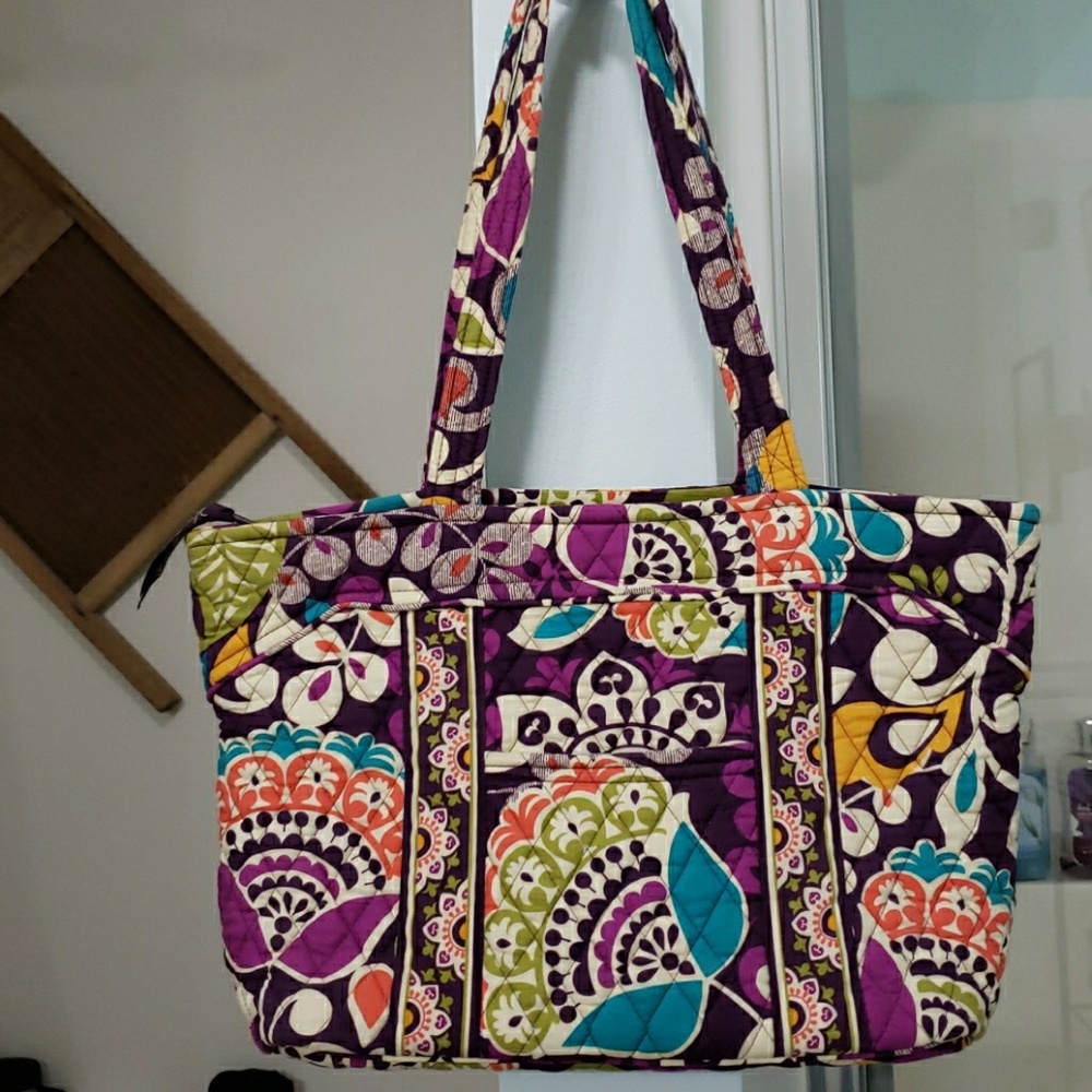 Vera Bradley Mandy tote in Plum Crazy pattern